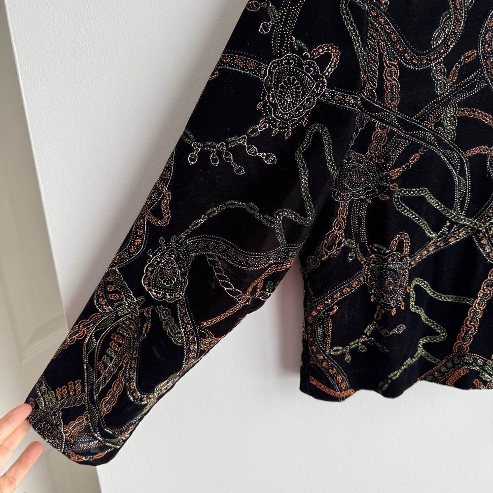 Vintage Artsy Velvet Jacket Womens 14 Petite Black Elegant Sophisticated EUC - Picture 5 of 13